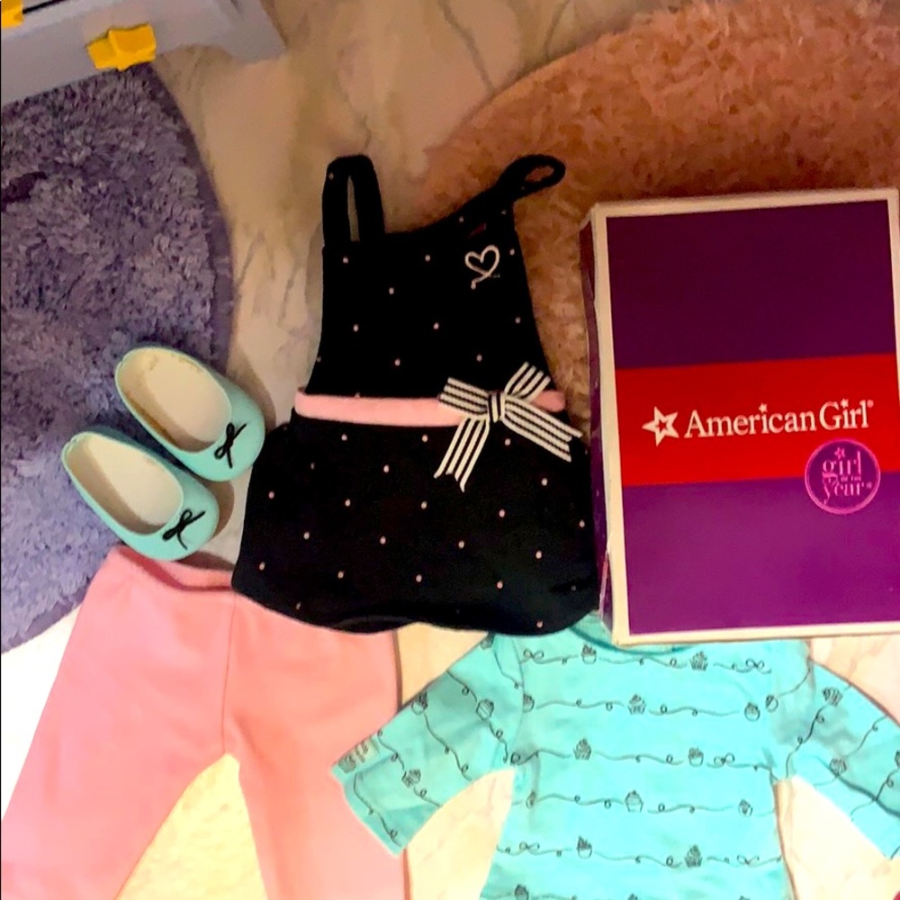 Grace's retired baking outfit